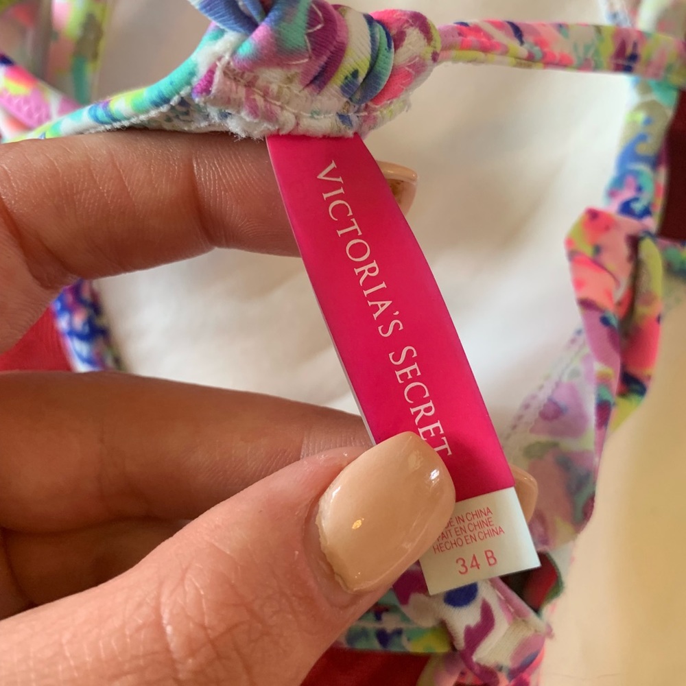 Floral Victoria’s Secret swim top